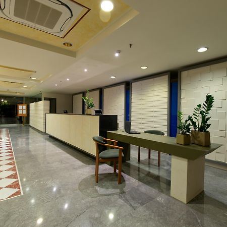 Minos Hotel Ретимно Экстерьер фото
