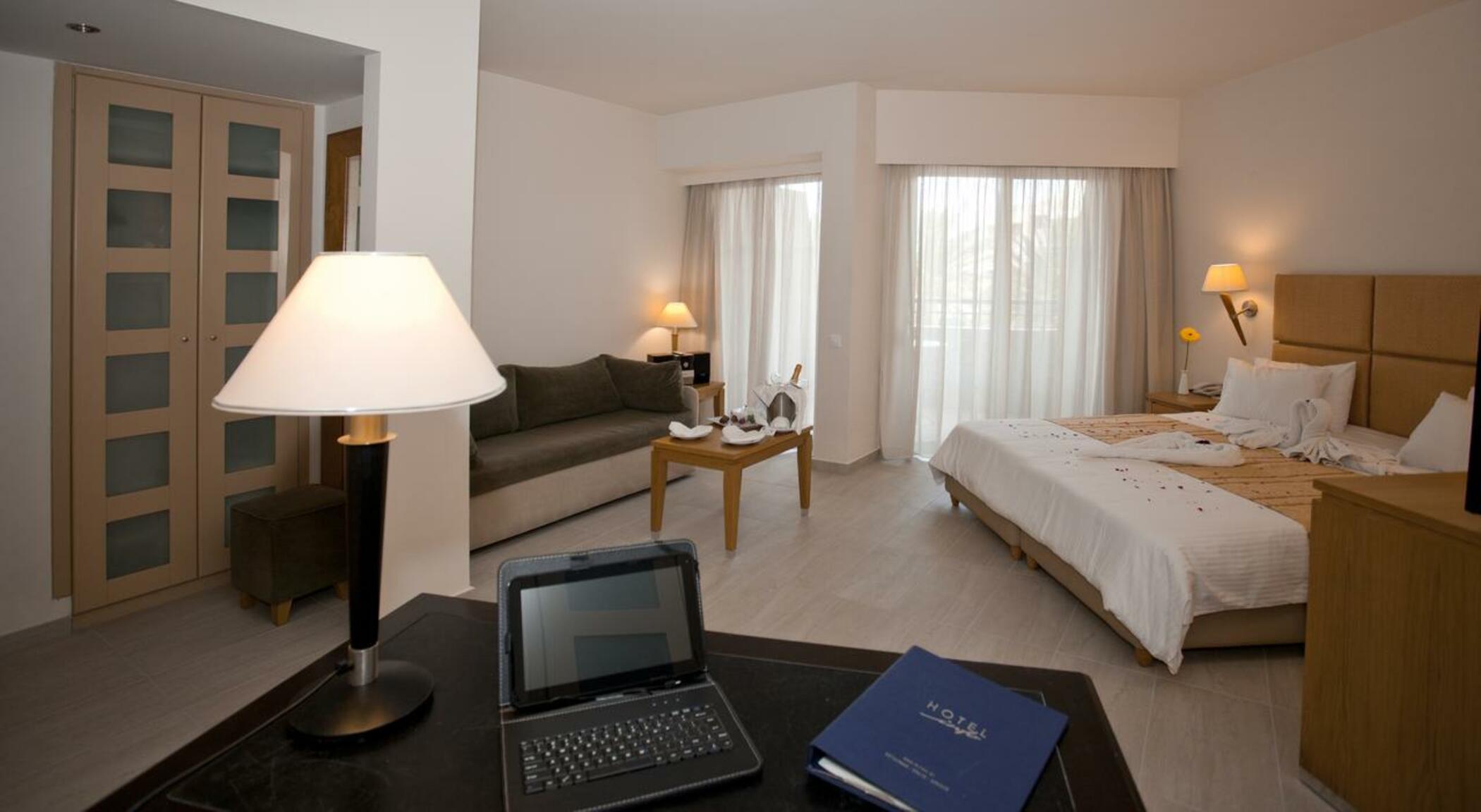 Minos Hotel Ретимно Экстерьер фото