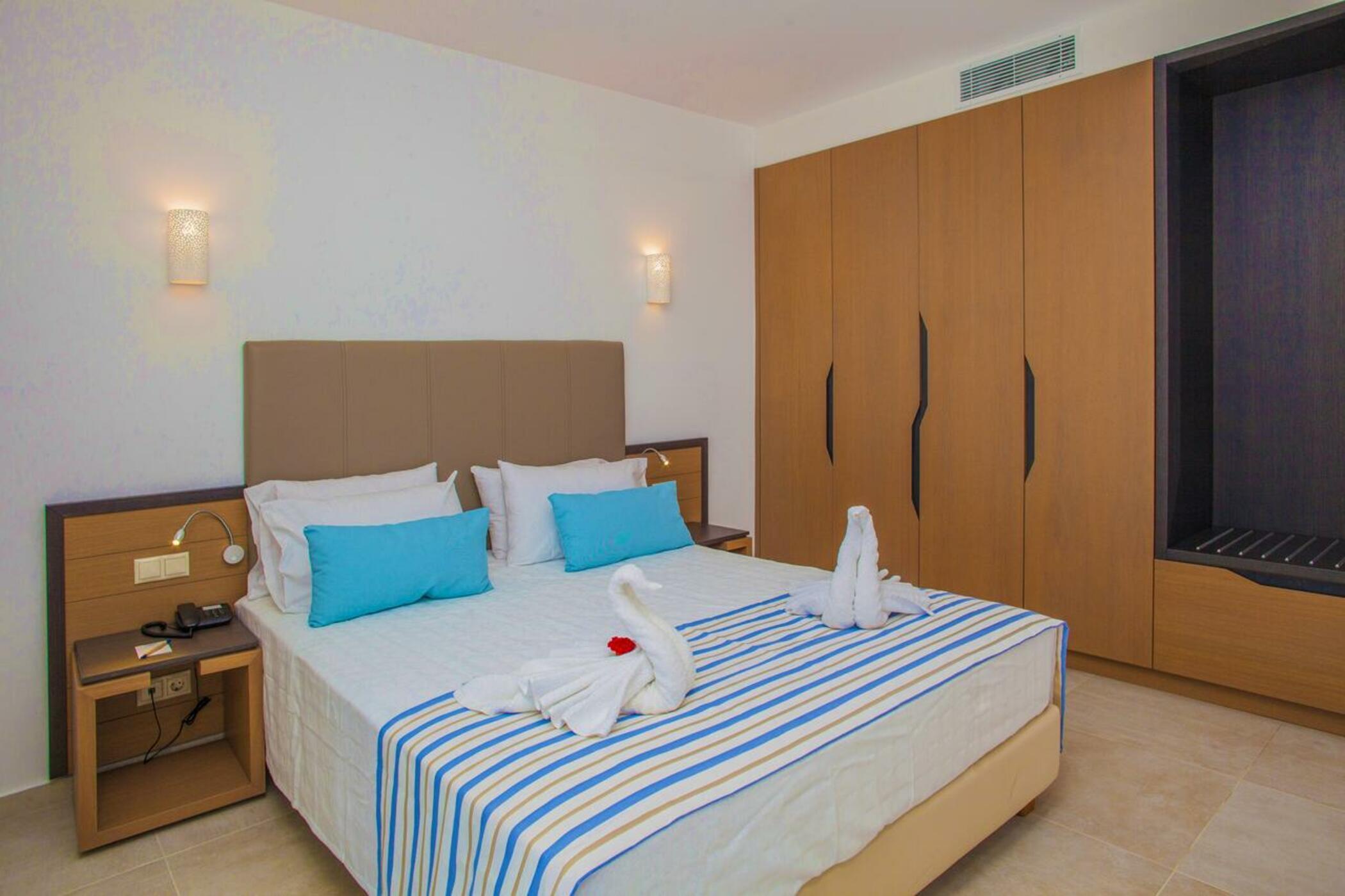 Minos Hotel Ретимно Экстерьер фото