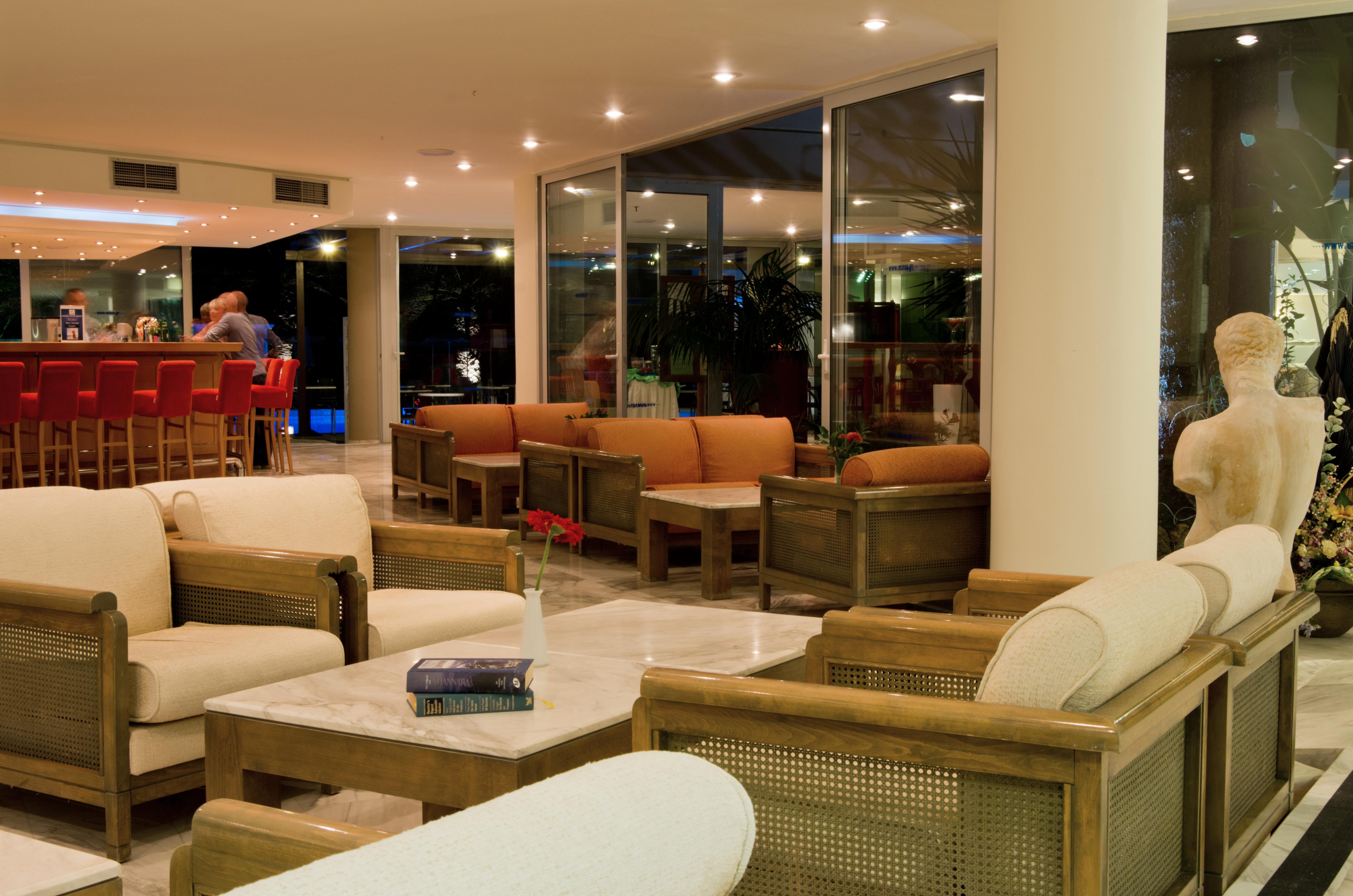 Minos Hotel Ретимно Экстерьер фото