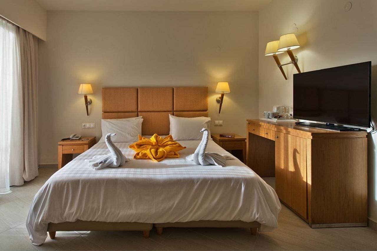 Minos Hotel Ретимно Экстерьер фото
