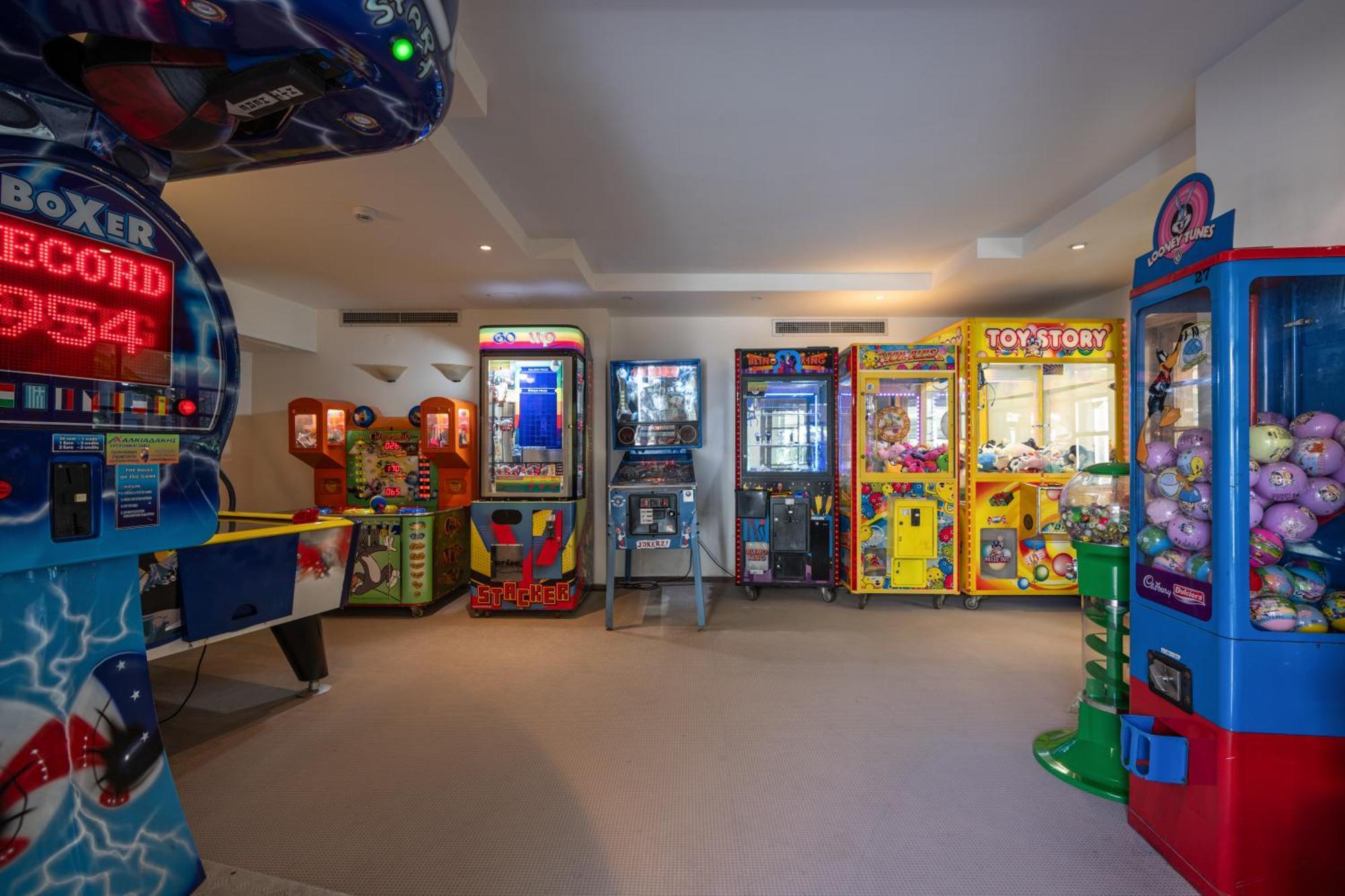 Minos Hotel Ретимно Экстерьер фото